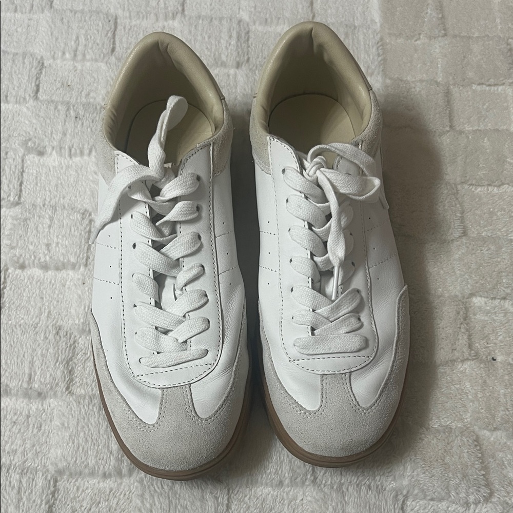 Zara Sneakers